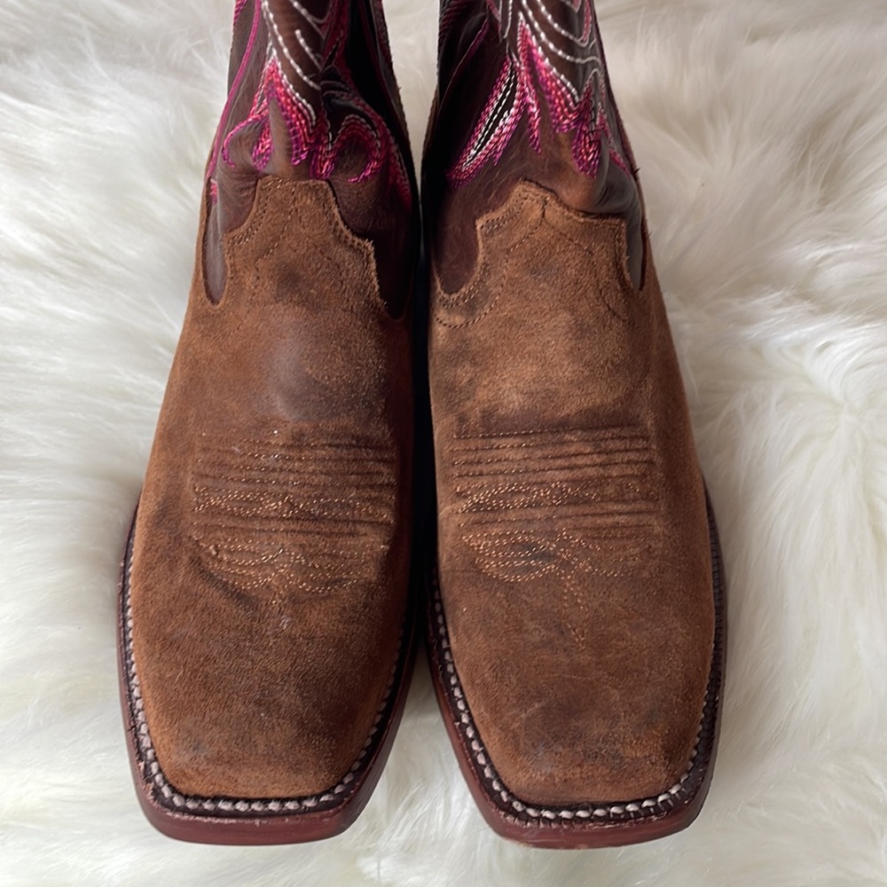 Ariat Brown and Pink Western Heeled Boots - Picture 8 of 13